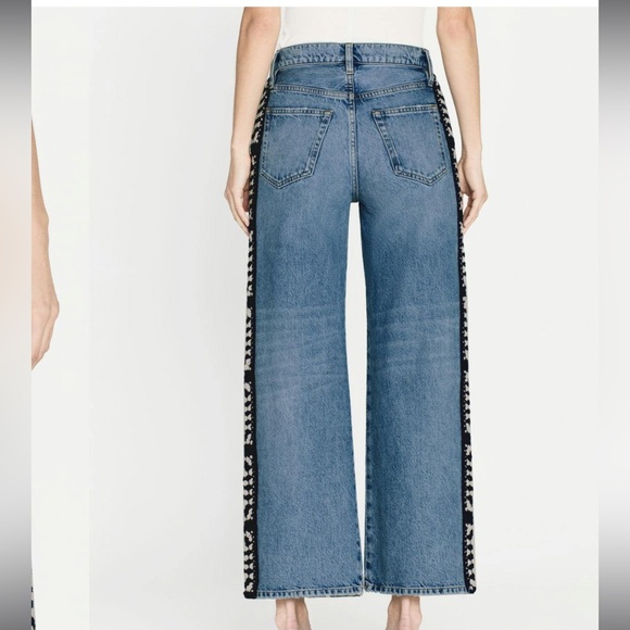 Le Jane Crop Crochet in Baines Clean - Picture 9 of 9